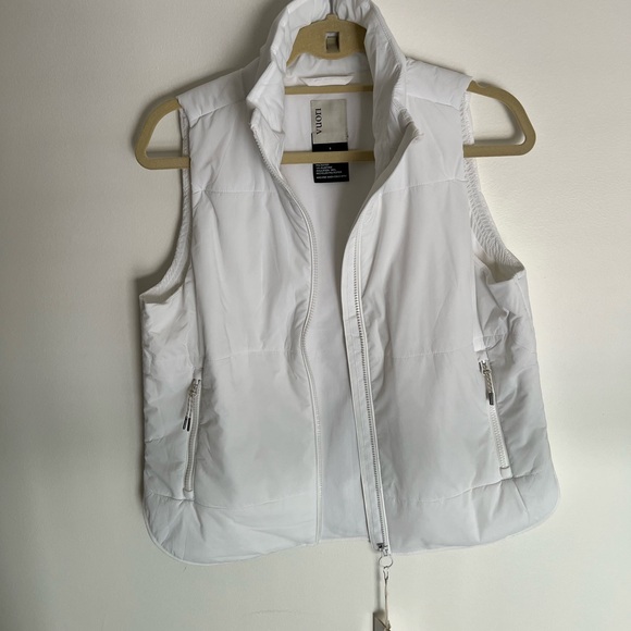 NWT - Vuori Canyon Insulated Vest - White Zip-Up Vest - Small - Picture 10 of 12